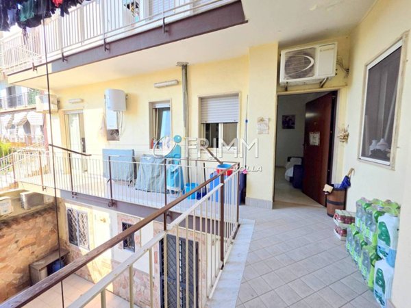 appartamento in vendita a Napoli in zona Barra