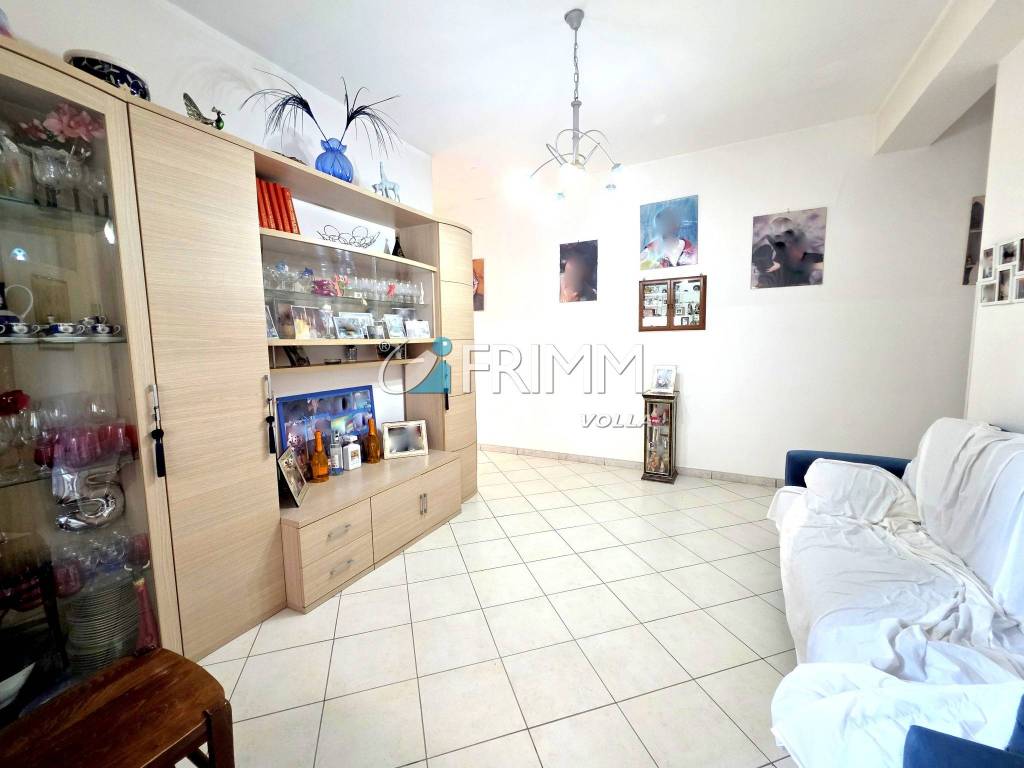 appartamento in vendita a Napoli in zona Barra