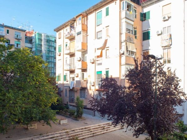 appartamento in vendita a Napoli in zona Arenella