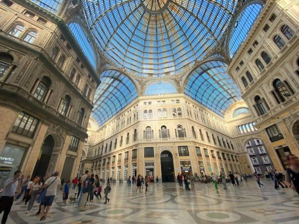 appartamento in vendita a Napoli