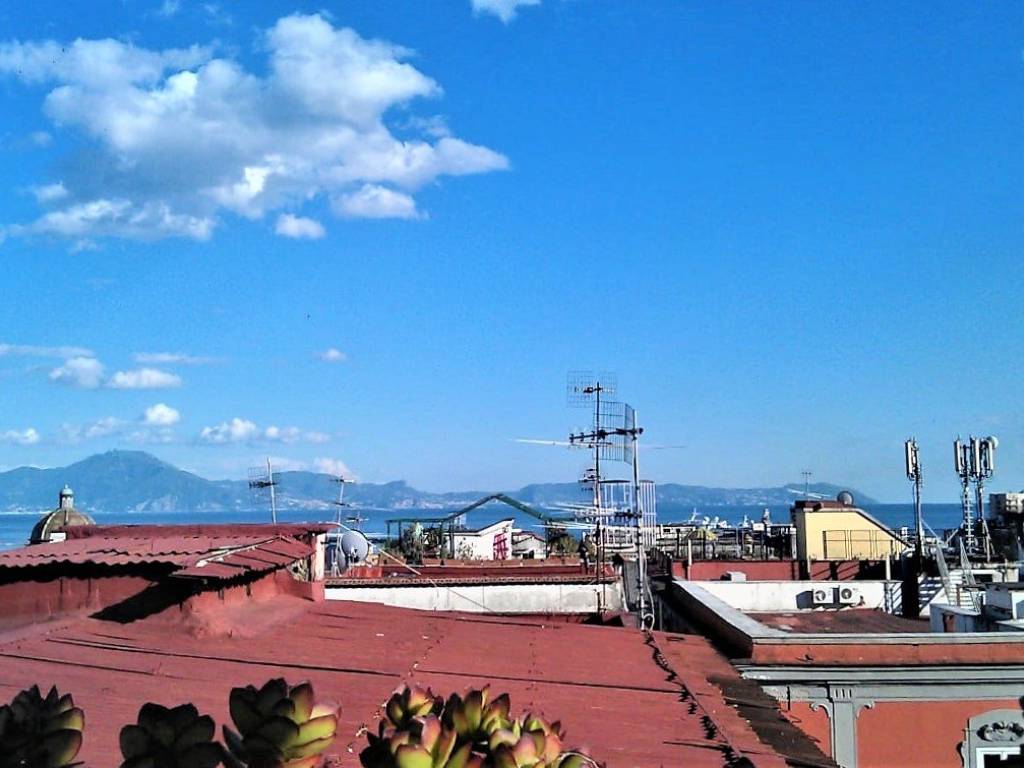 appartamento in vendita a Napoli in zona San Lorenzo