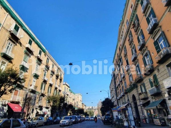 appartamento in vendita a Napoli in zona Stella
