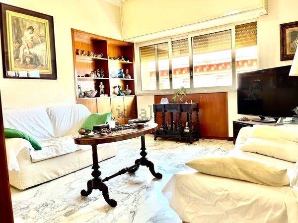 appartamento in vendita a Napoli in zona Vomero