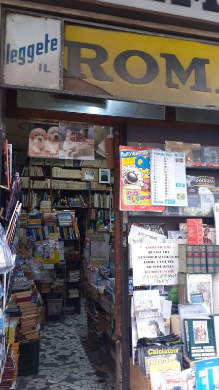 negozio in vendita a Napoli in zona Posillipo