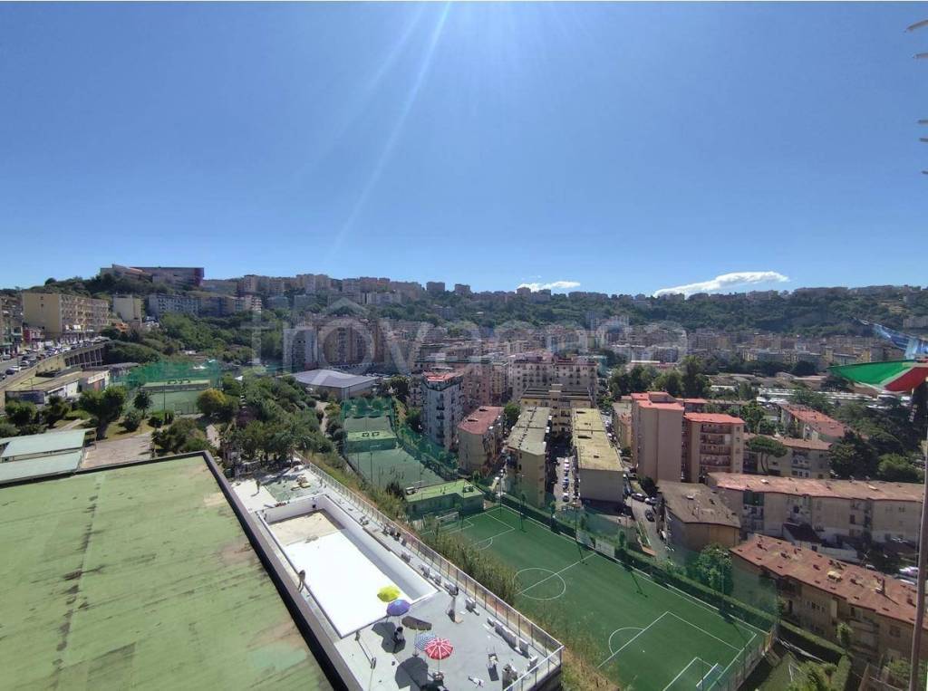 appartamento in vendita a Napoli in zona Bagnoli