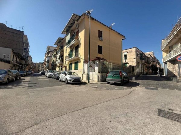 appartamento in vendita a Napoli in zona Secondigliano