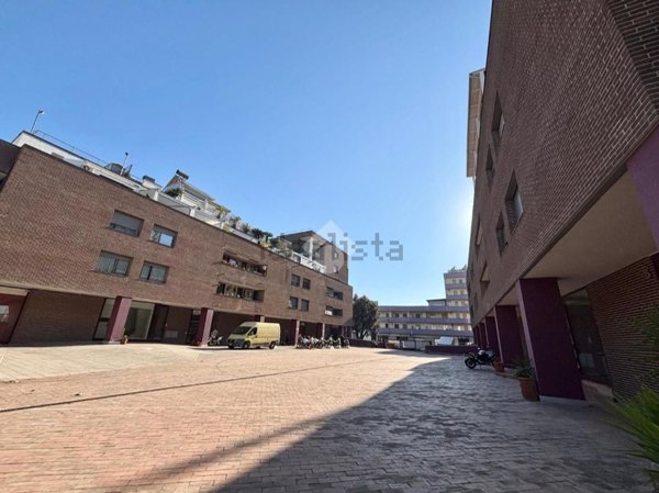 appartamento in vendita a Napoli in zona Poggioreale