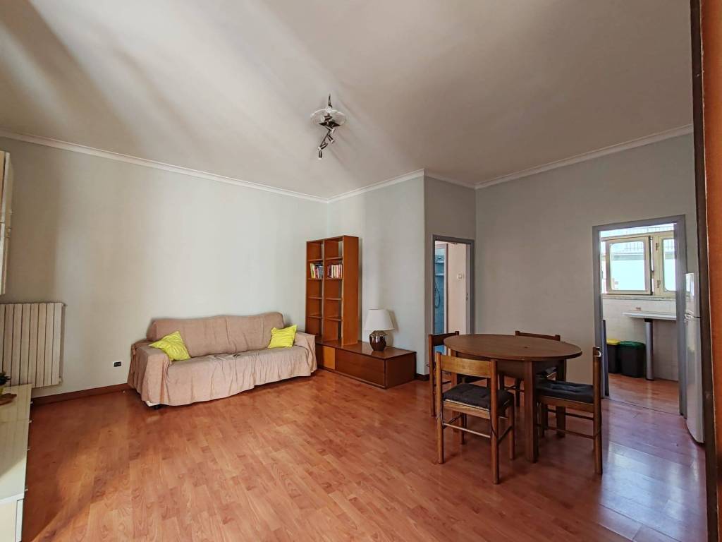 appartamento in vendita a Napoli in zona Arenella