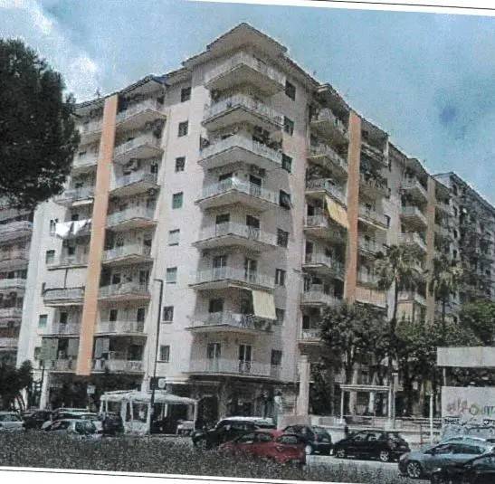 appartamento in vendita a Napoli in zona Fuorigrotta