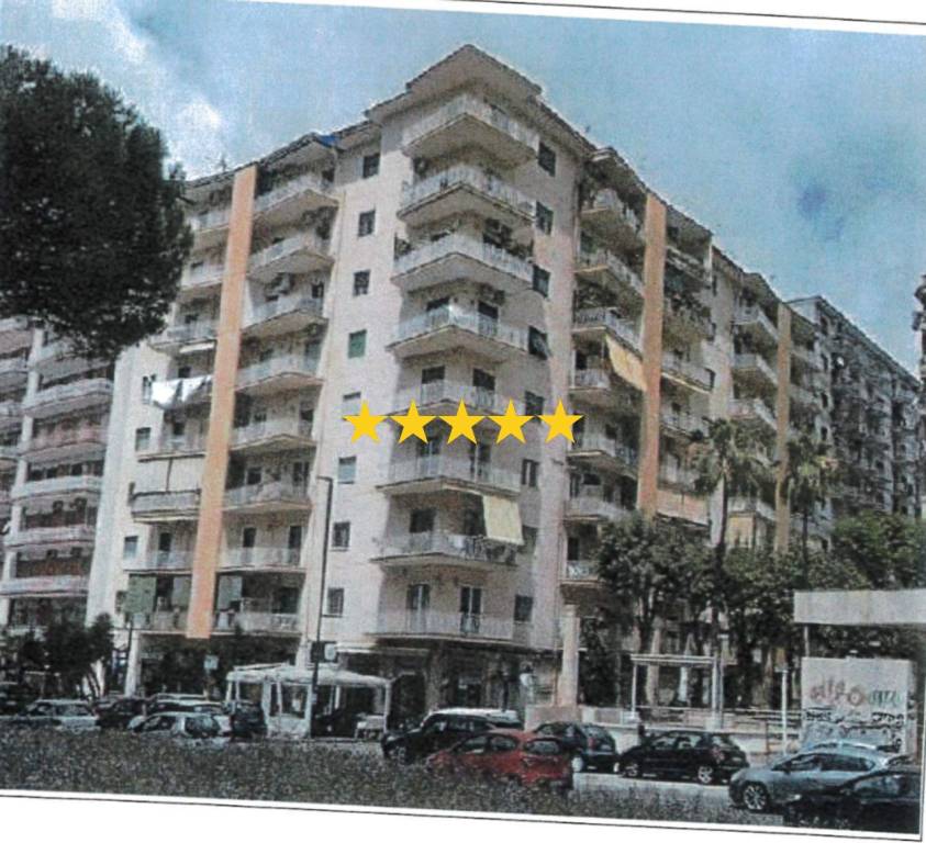 appartamento in vendita a Napoli in zona Fuorigrotta