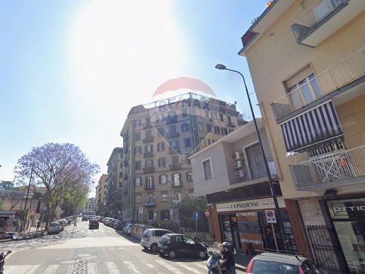 appartamento in vendita a Napoli in zona Vomero