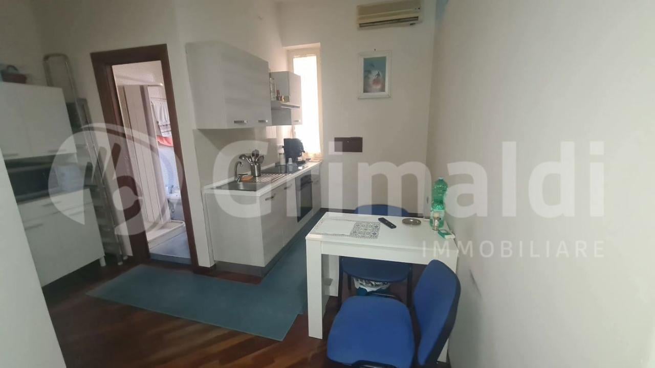 appartamento in vendita a Napoli in zona Arenella