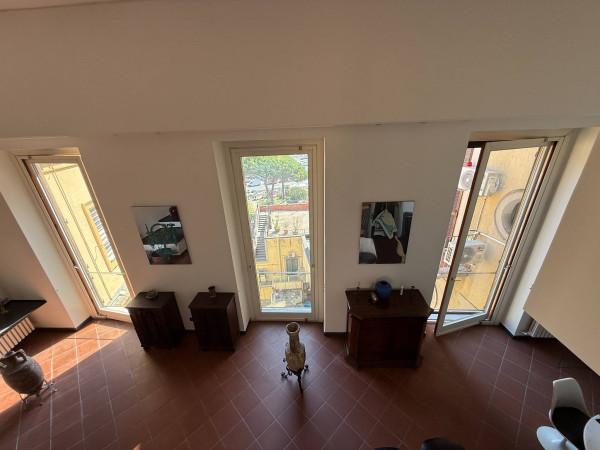 appartamento in vendita a Napoli in zona Chiaia