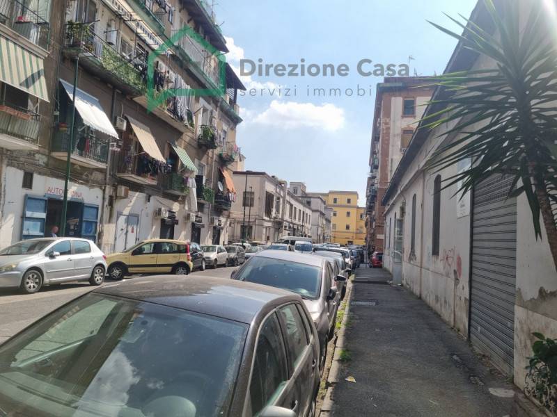 appartamento in vendita a Napoli in zona Pendino / San Giuseppe