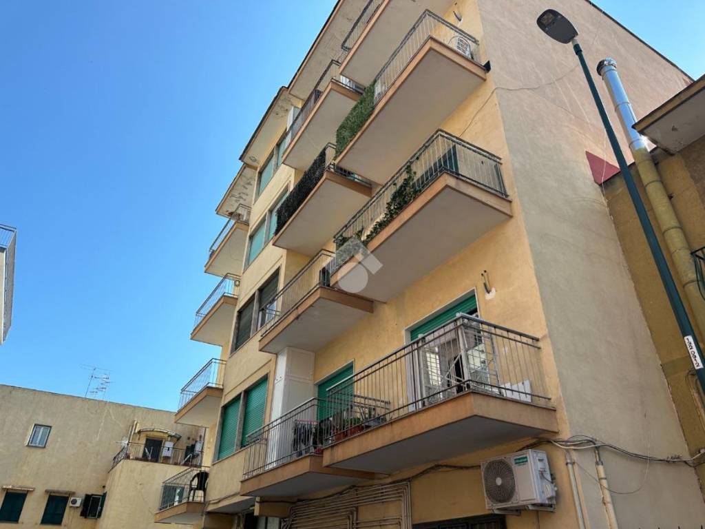 appartamento in vendita a Napoli in zona Ponticelli