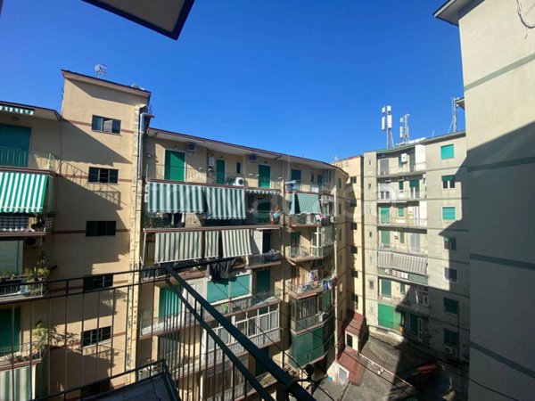 appartamento in vendita a Napoli in zona Fuorigrotta