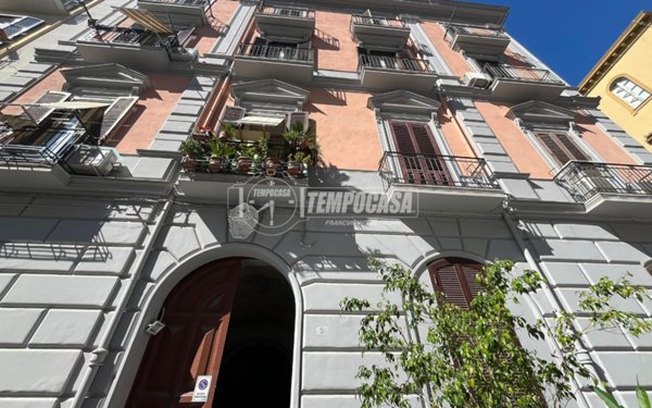 appartamento in vendita a Napoli in zona Montecalvario