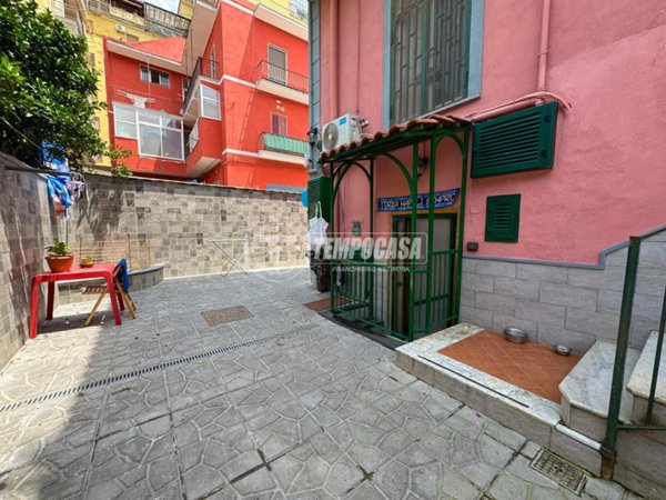 appartamento in vendita a Napoli in zona Bagnoli