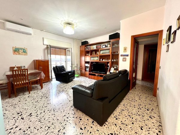 appartamento in vendita a Napoli in zona Bagnoli