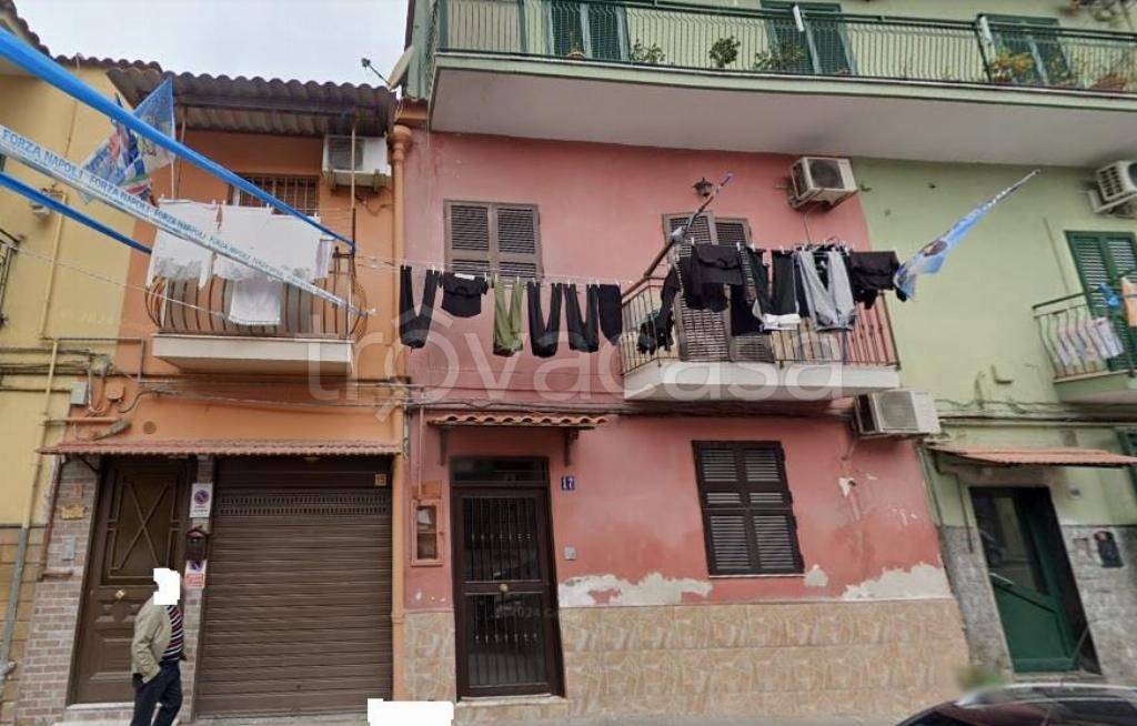 appartamento in vendita a Napoli in zona Secondigliano