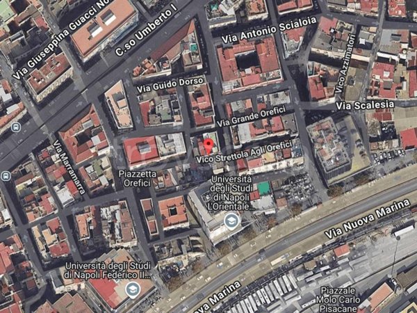 appartamento in vendita a Napoli in zona Mercato