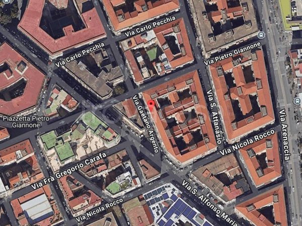 appartamento in vendita a Napoli in zona Mercato
