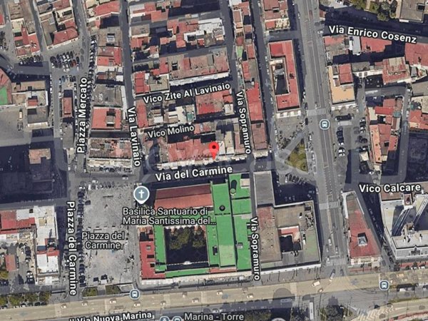 appartamento in vendita a Napoli in zona Mercato