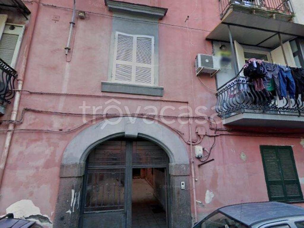 appartamento in vendita a Napoli in zona Avvocata