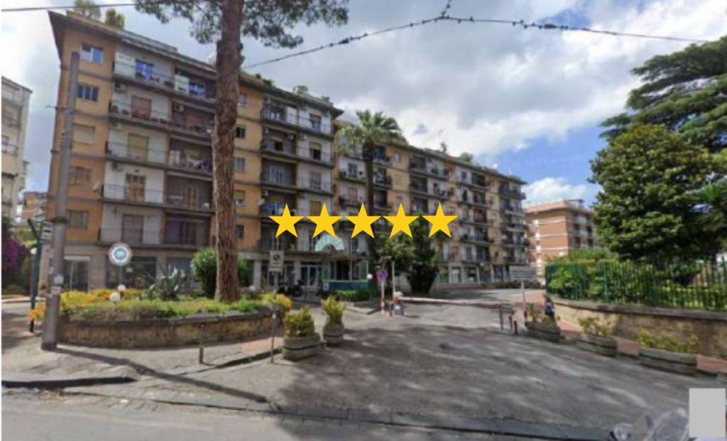 appartamento in vendita a Napoli in zona Capodimonte / Colli Aminei