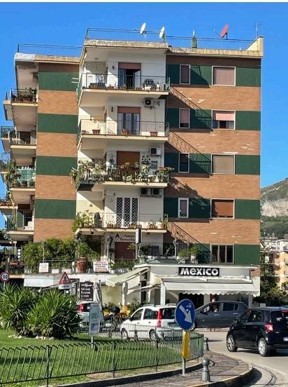 appartamento in vendita a Napoli in zona Soccavo