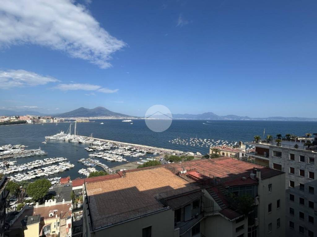appartamento in vendita a Napoli in zona Posillipo