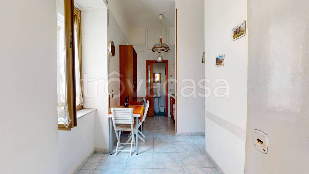 appartamento in vendita a Napoli in zona Stella