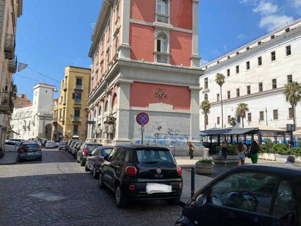negozio in vendita a Napoli