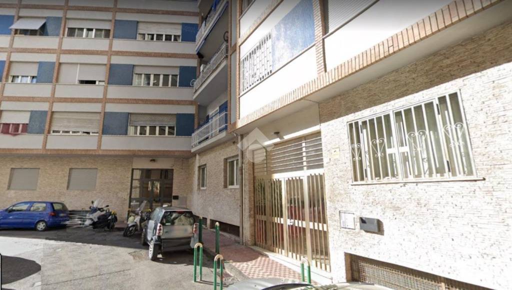appartamento in vendita a Napoli in zona Arenella