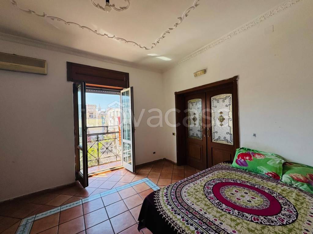 appartamento in vendita a Napoli in zona Pendino / San Giuseppe