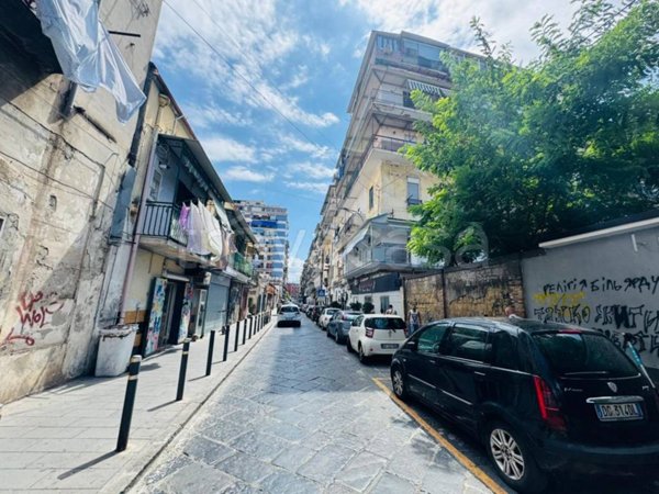appartamento in vendita a Napoli in zona Pendino / San Giuseppe