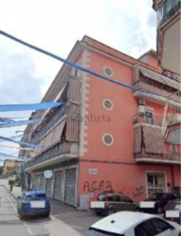 appartamento in vendita a Napoli in zona Miano