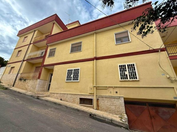 appartamento in vendita a Napoli in zona Stella