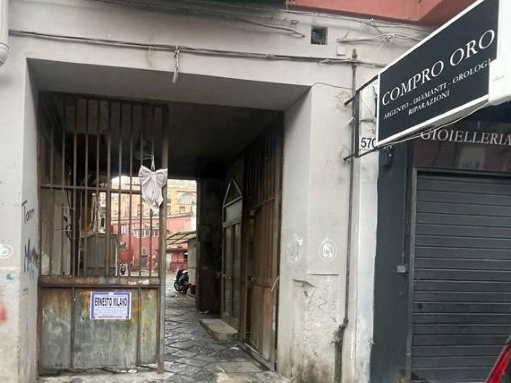 appartamento in vendita a Napoli in zona San Giovanni a Teduccio