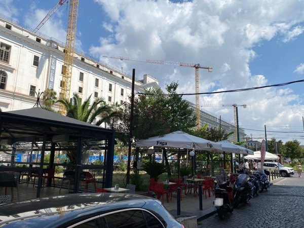 casa semindipendente in vendita a Napoli in zona San Lorenzo