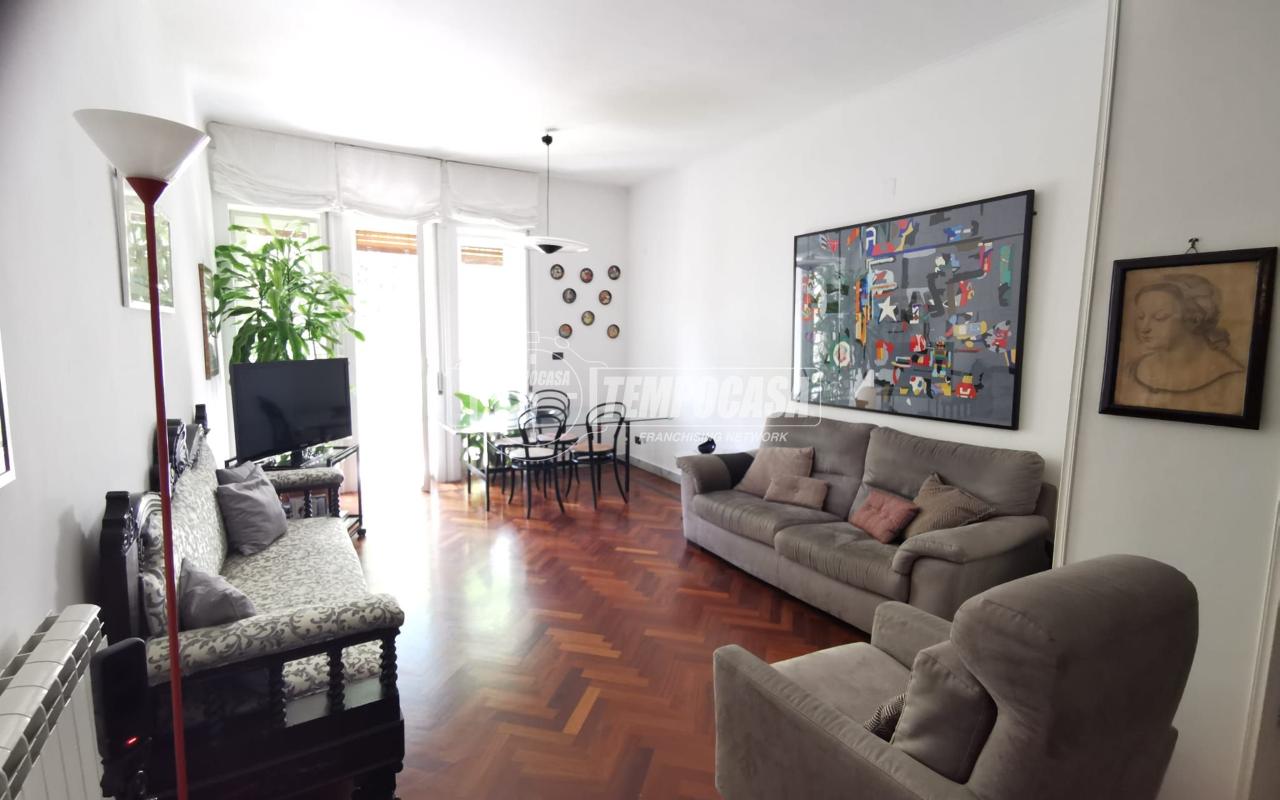 appartamento in vendita a Napoli in zona Arenella