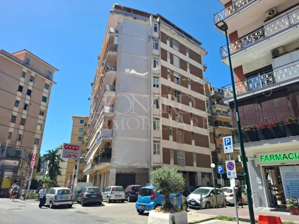 appartamento in vendita a Napoli in zona Arenella