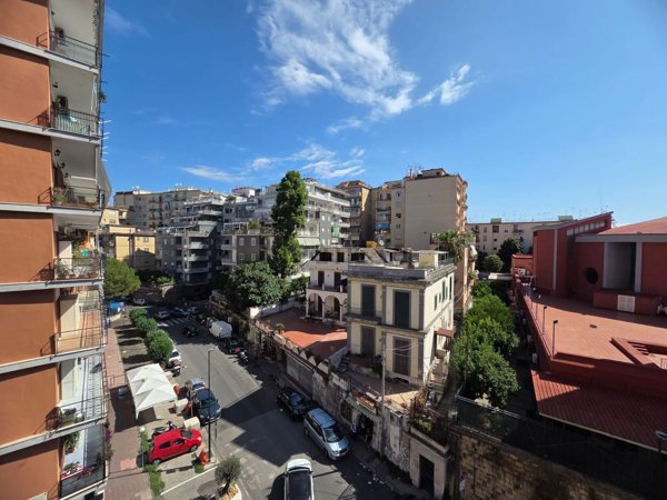appartamento in vendita a Napoli in zona Arenella