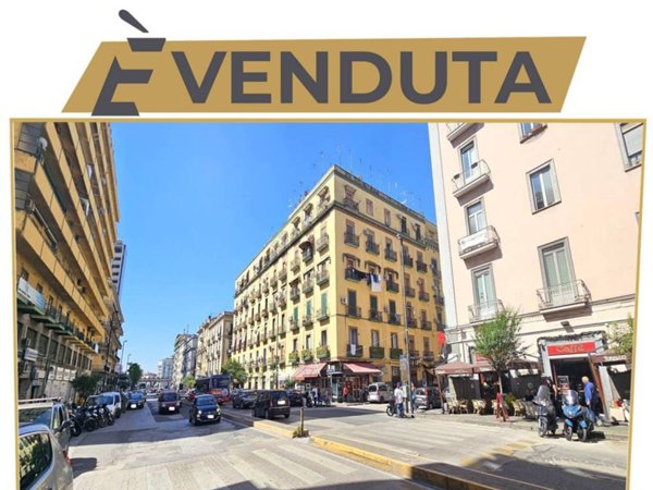 appartamento in vendita a Napoli in zona Vicaria