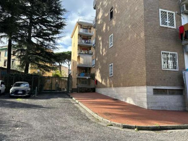 appartamento in vendita a Napoli