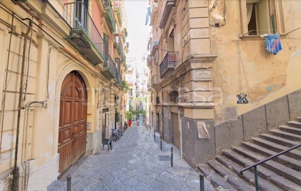 locale di sgombero in vendita a Napoli in zona Montecalvario