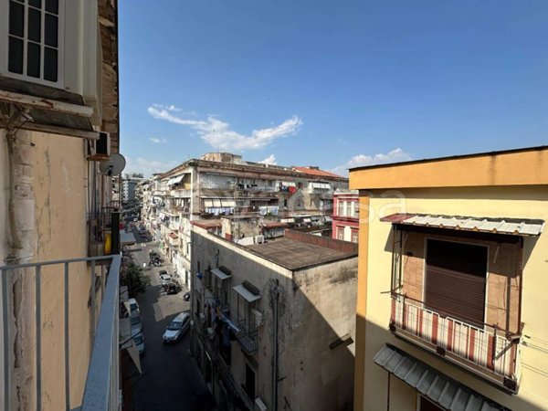 appartamento in vendita a Napoli in zona Pendino / San Giuseppe