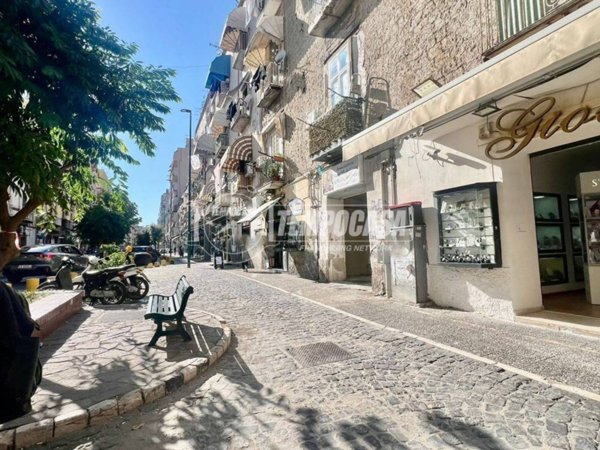 appartamento in vendita a Napoli in zona Fuorigrotta