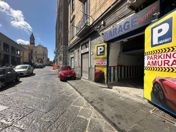 negozio in vendita a Napoli