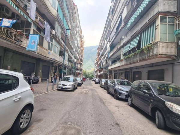 appartamento in vendita a Napoli in zona Soccavo